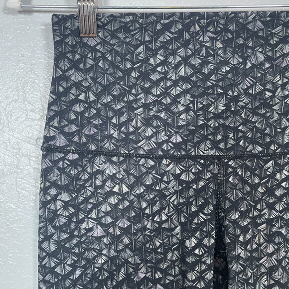 Lululemon Women 8 Black Gray Iridescent Multi Wunder Under Pant Nulux Athleisure - Picture 4 of 8